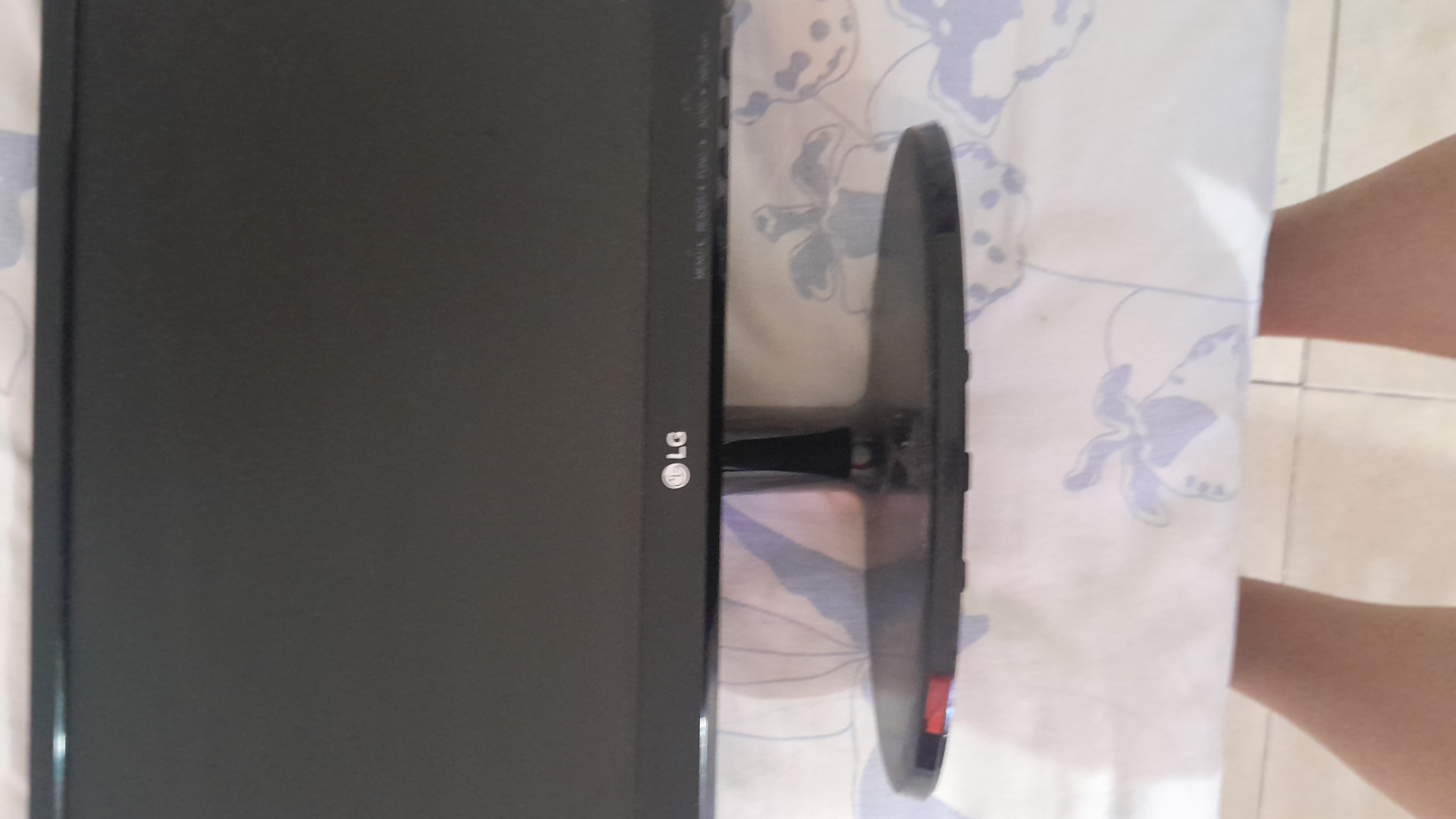 Monitor led 19 pulgadas sin cable power
